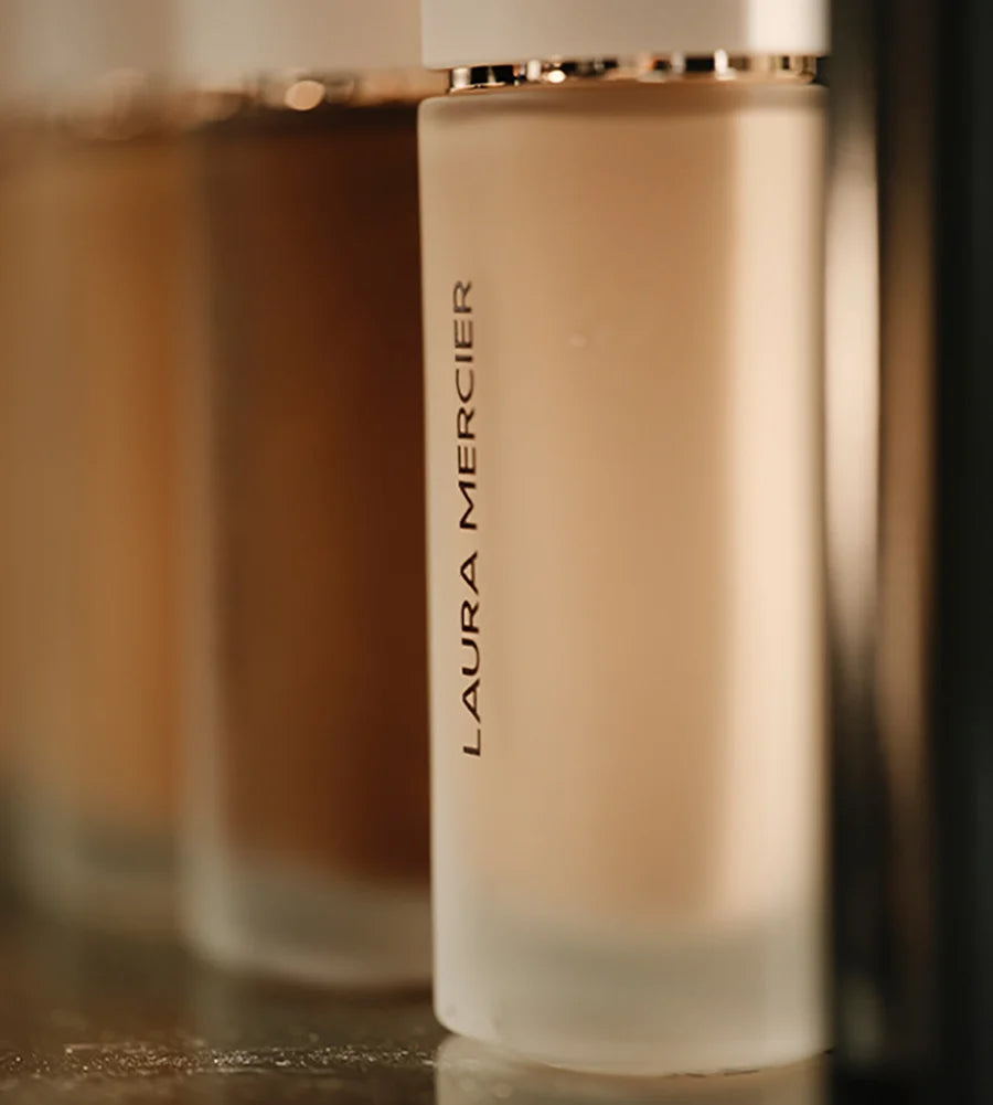 Real Flawless Weightless Perfecting Waterproof Foundation